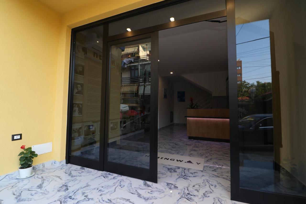 Heming-Way Hotel Durrës Esterno foto