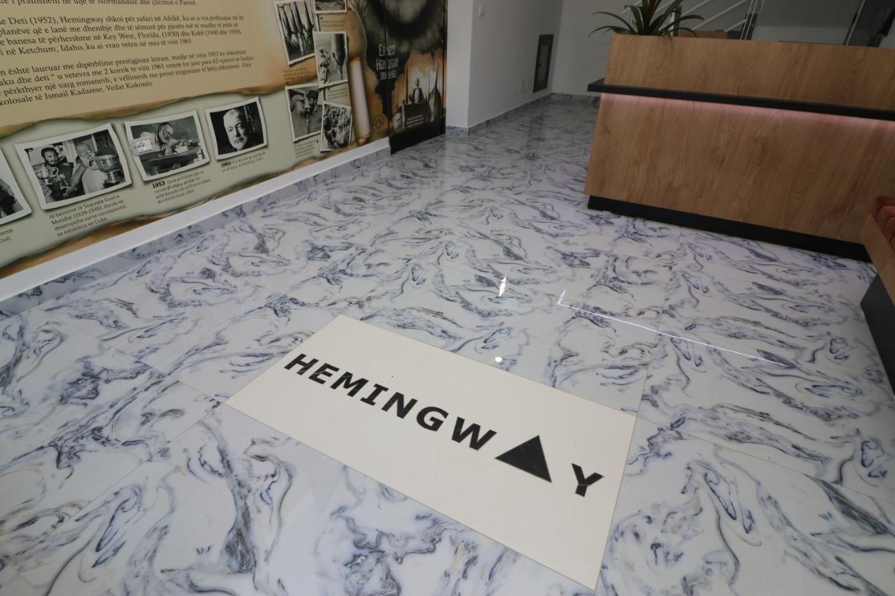 Heming-Way Hotel Durrës Esterno foto